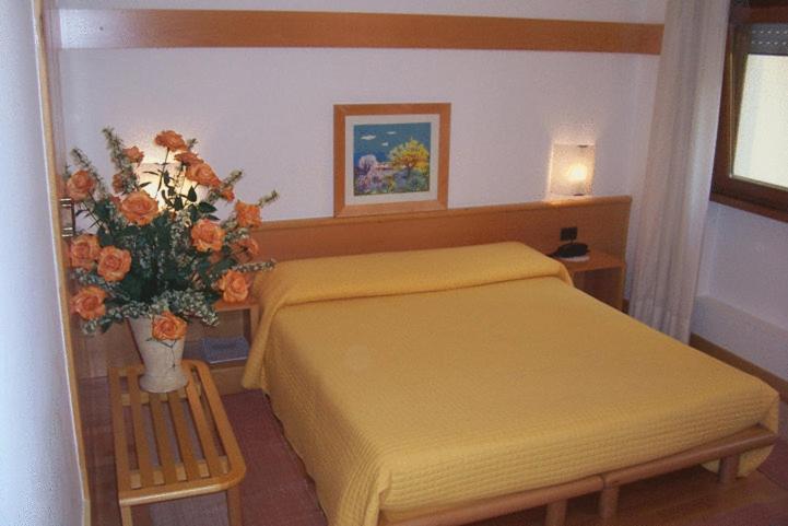 Albergo Benito Ponte nellʼAlpi Dış mekan fotoğraf